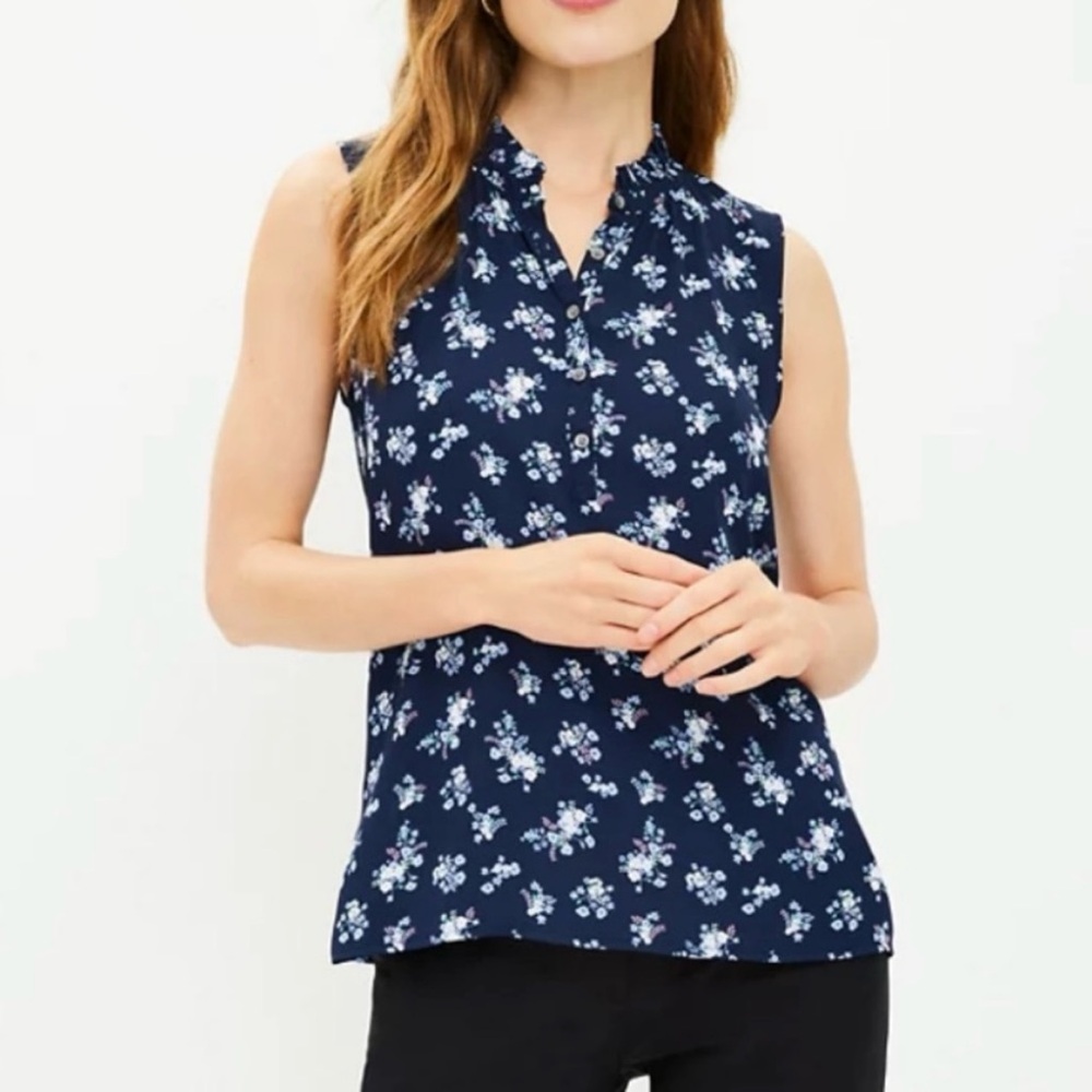 NWT  LOFT  Navy Blue Floral Button Down Sleeveless Shell Blouse - XS
